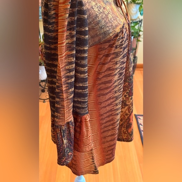 Dressbarn Boho Peasant Size Small Bell Sleeves Women’s Blouse Southwestern Print - Picture 12 of 16